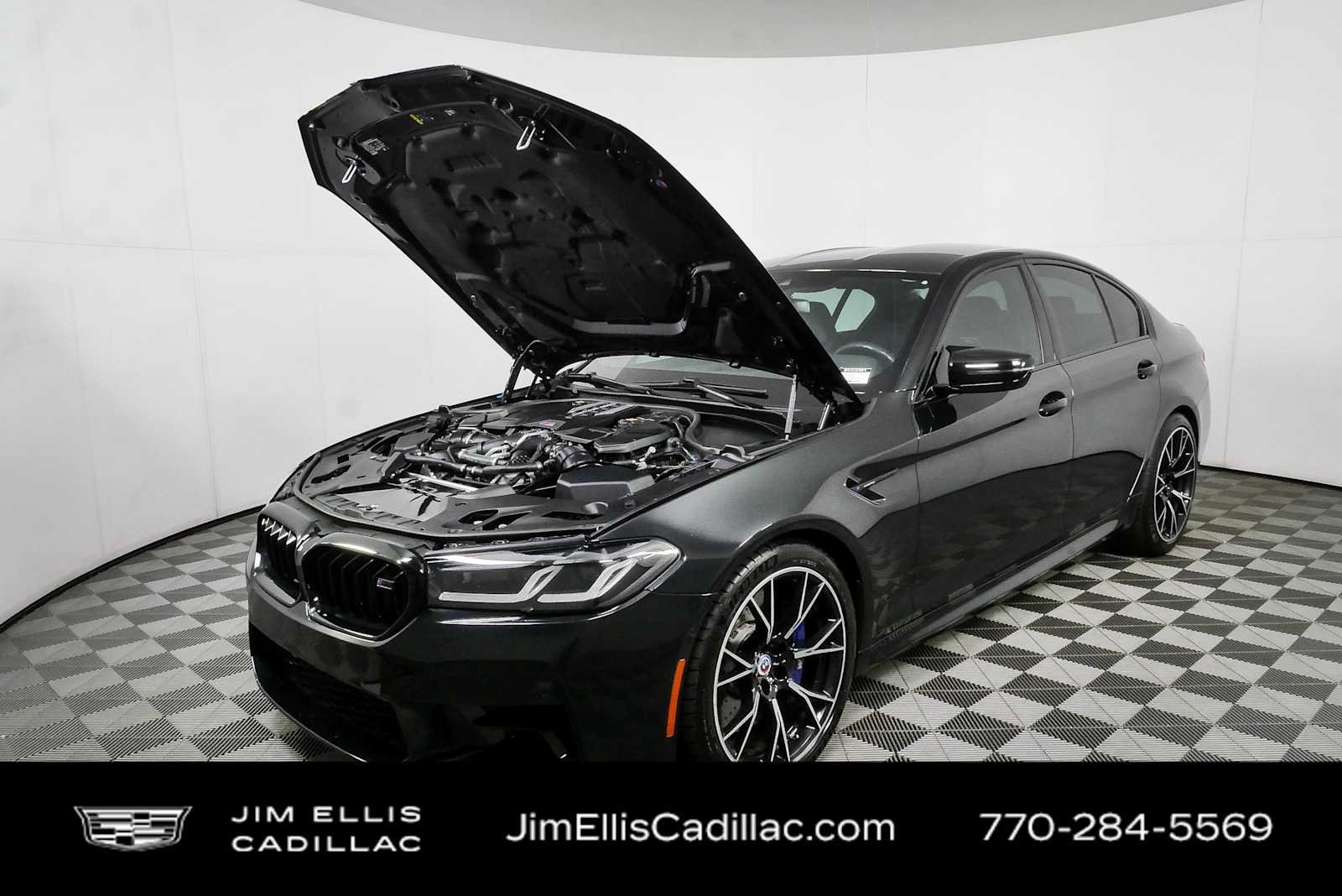 Used 2023 Black Sapphire Metallic BMW  image 32