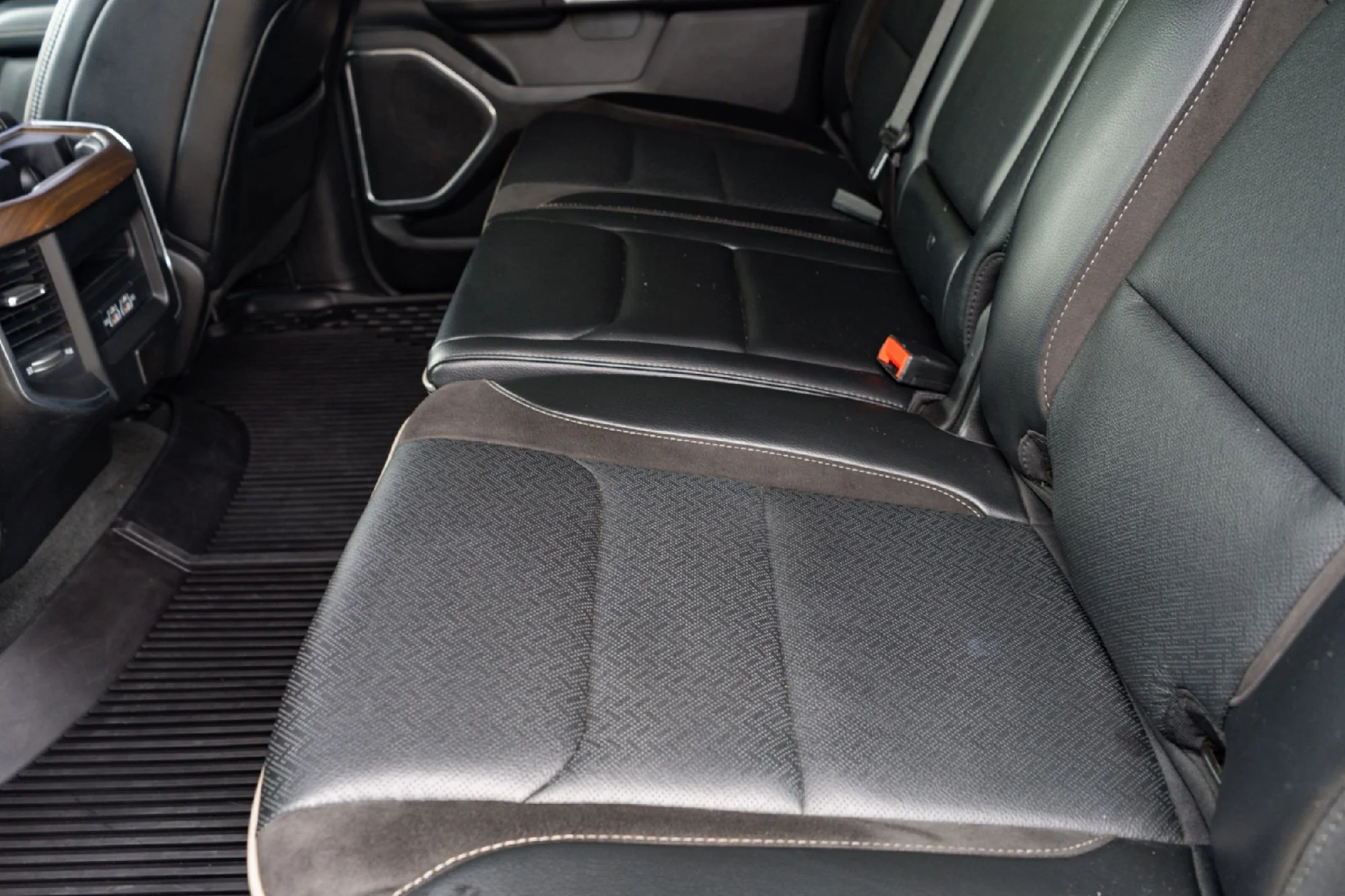 Used 2022 Silver Ram Laramie image 23