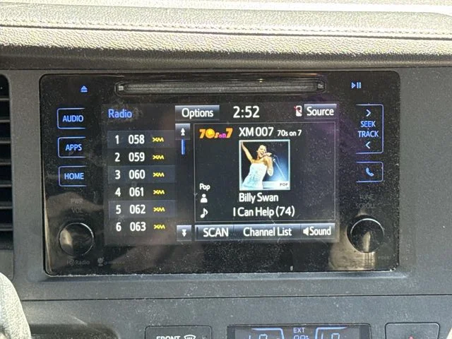 Used 2015 Gray Toyota XLE image 18