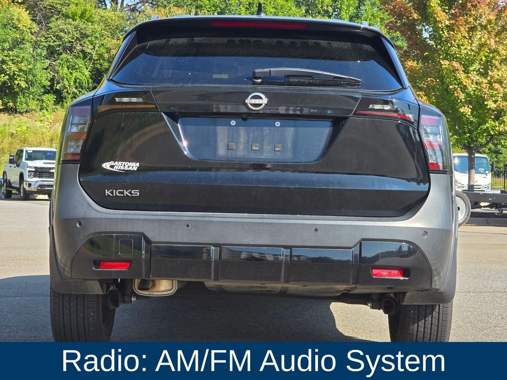 Used 2025 Black Nissan SV image 3
