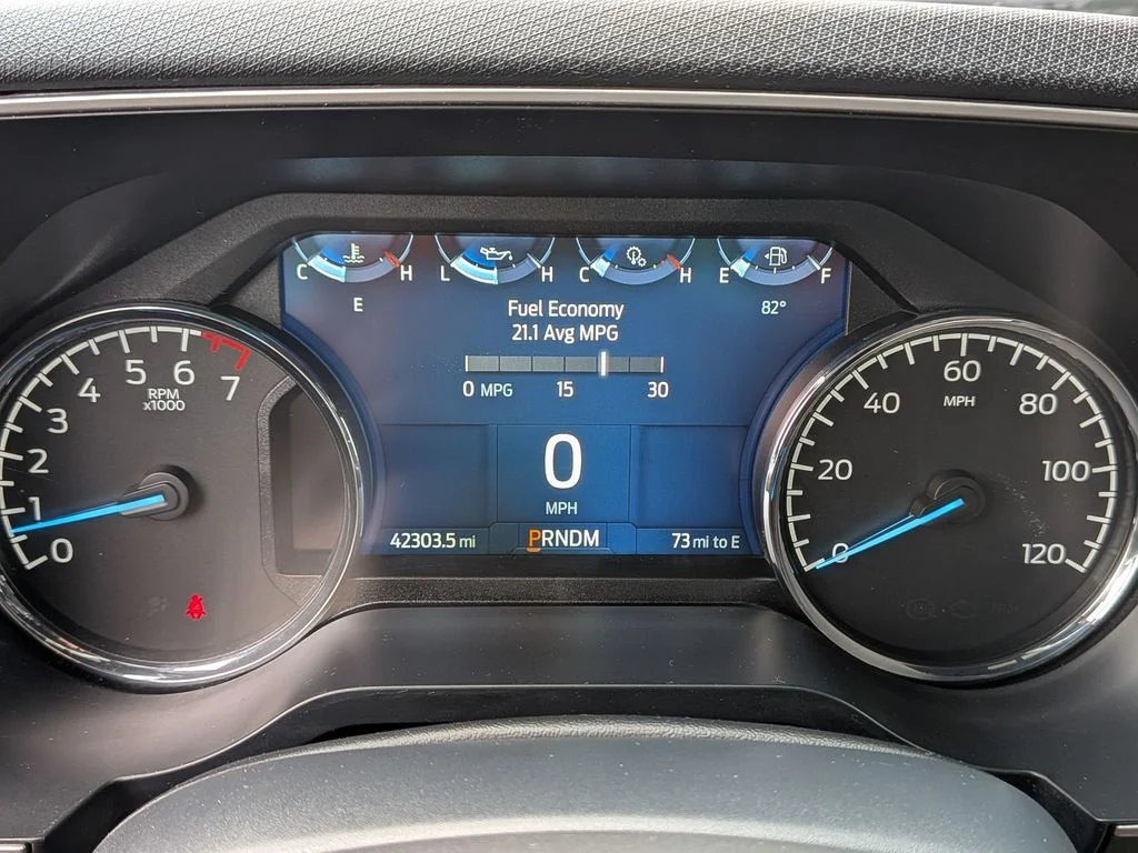 Used 2023 Silver Ford XLT image 15