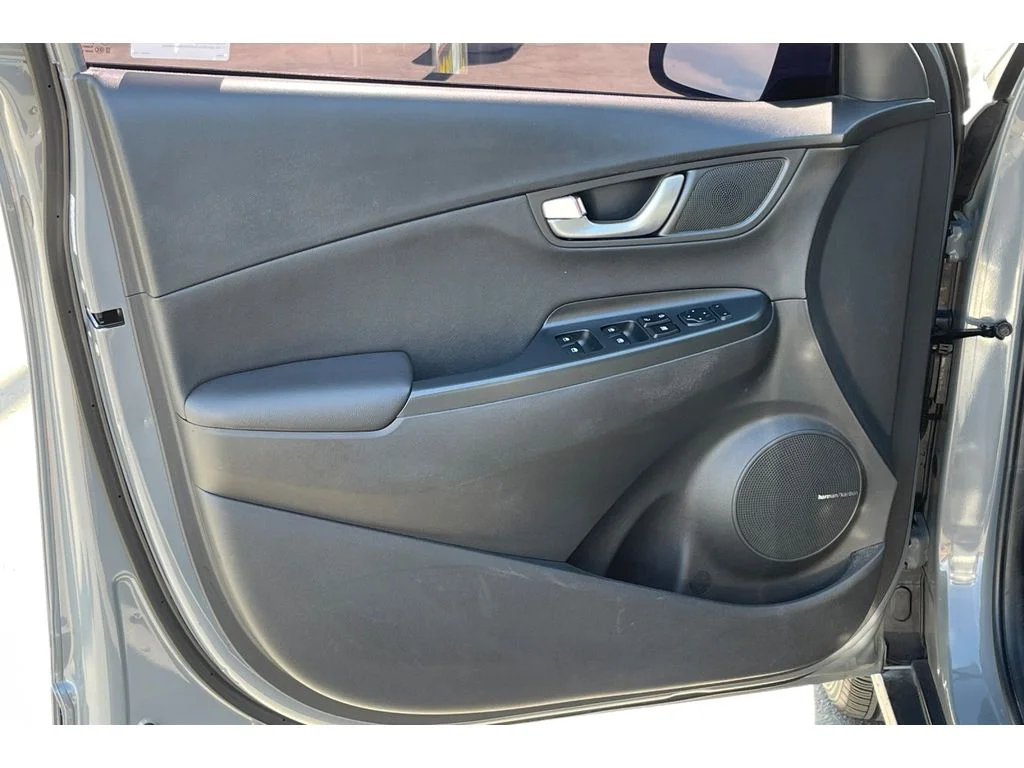 Used 2023 Galactic Gray Hyundai Limited image 12