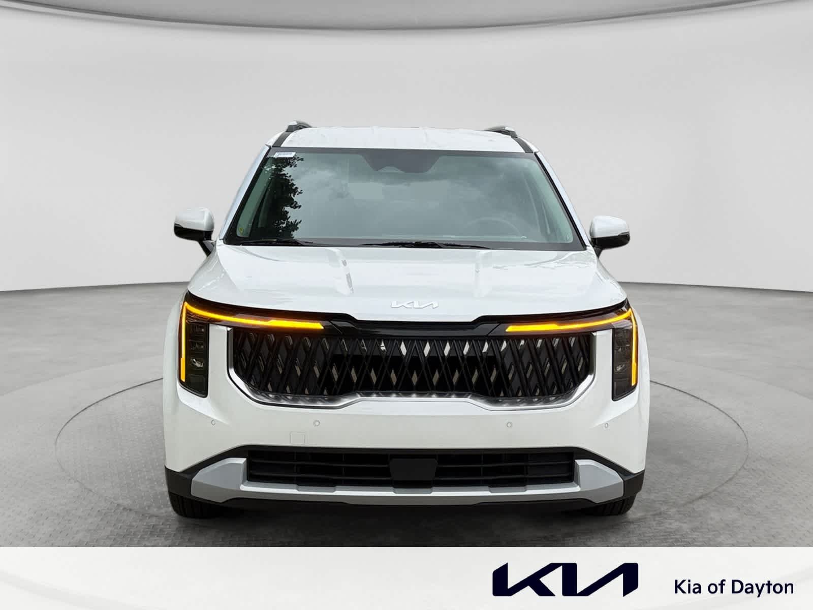 New 2026 Snow White Pearl Kia EX image 2
