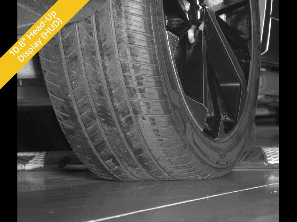 Used 2023  Mitsubishi SEL image 16
