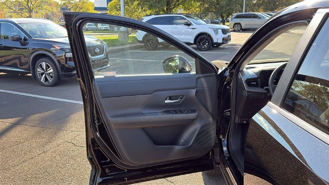 Used 2025 Black Nissan SV image 8