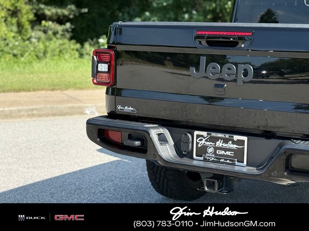 Used 2022 Black Jeep Overland image 16