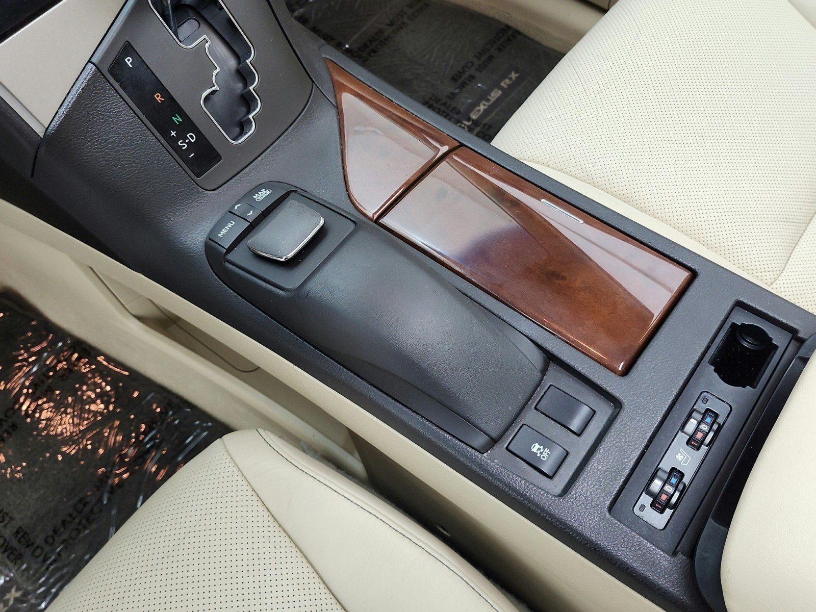 Used 2014 Starfire Pearl Lexus FWD 4dr image 11