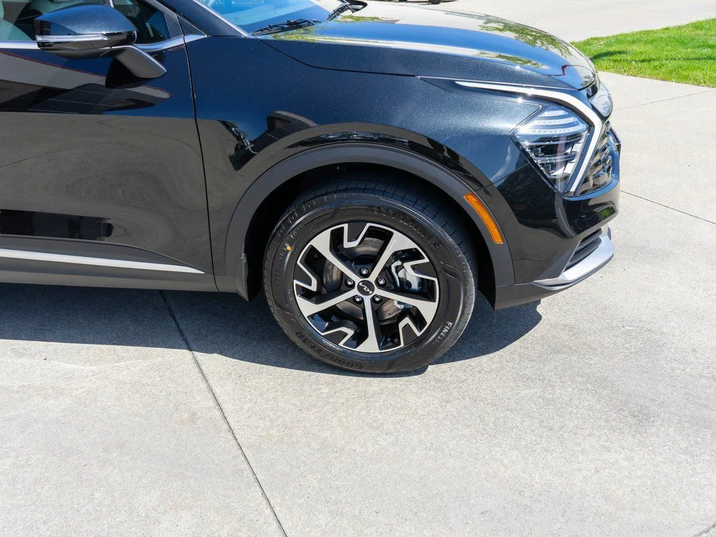 Certified Used 2025 Black Kia EX image 31