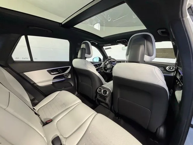 New 2026 MANUFAKTUR Alpine Grey Mercedes-Benz GLC 300 image 79