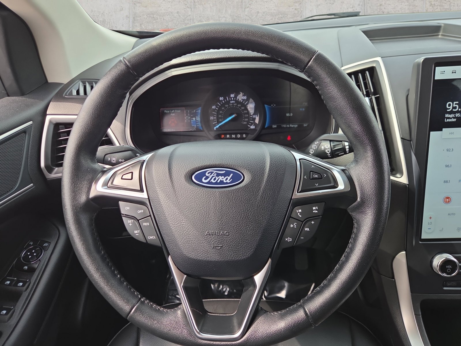 2024 Ford Edge SEL - Photo 12