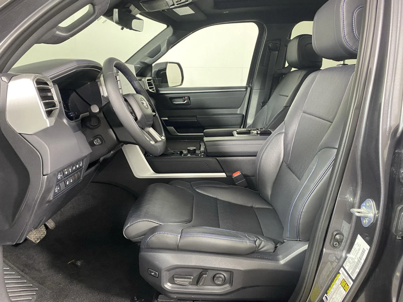 Used 2025 Magnetic Gray Metallic Toyota Platinum image 11