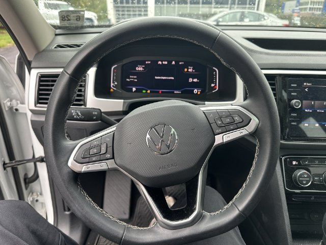 Used 2023 White Volkswagen 3.6L V6 SE w/Technology image 14