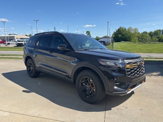 New 2026 Agate Black Metallic Ford Tremor image 32