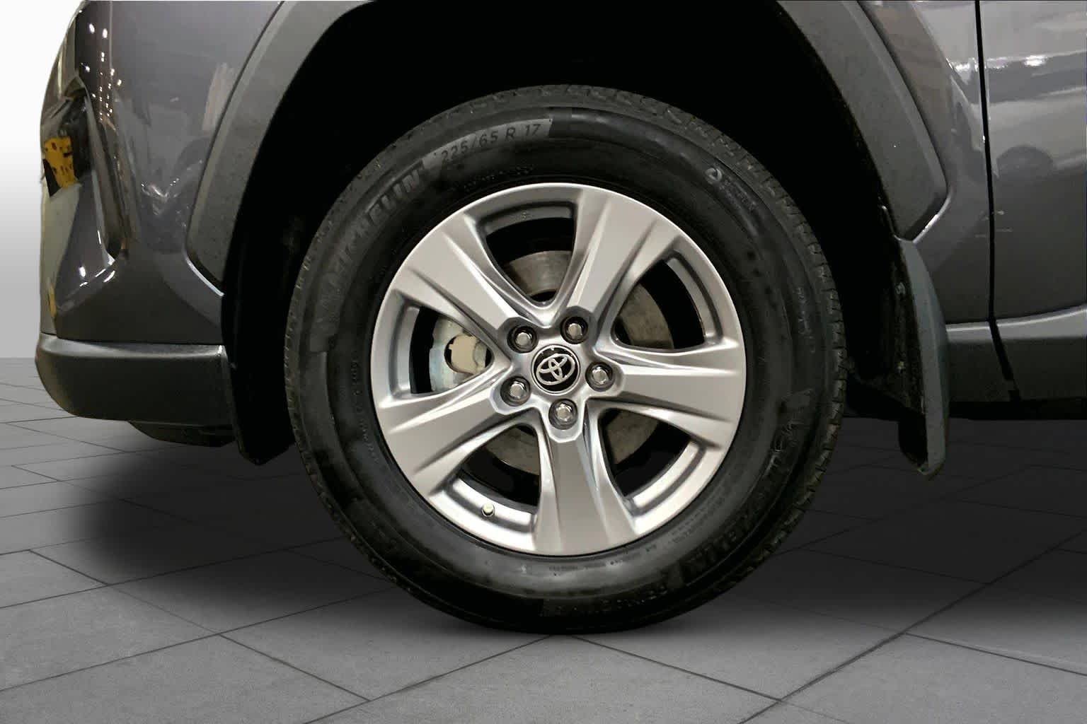 Used 2024 Magnetic Gray Metallic Toyota Hybrid XLE image 11