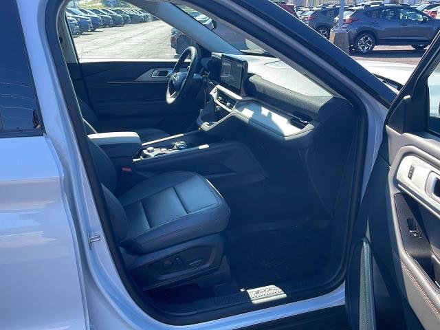 New 2026 Space White Metallic Ford Active image 25
