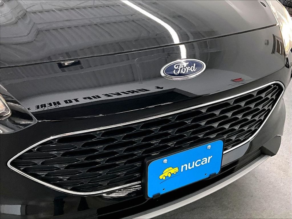 Used 2022 Black Metallic Ford SEL image 29