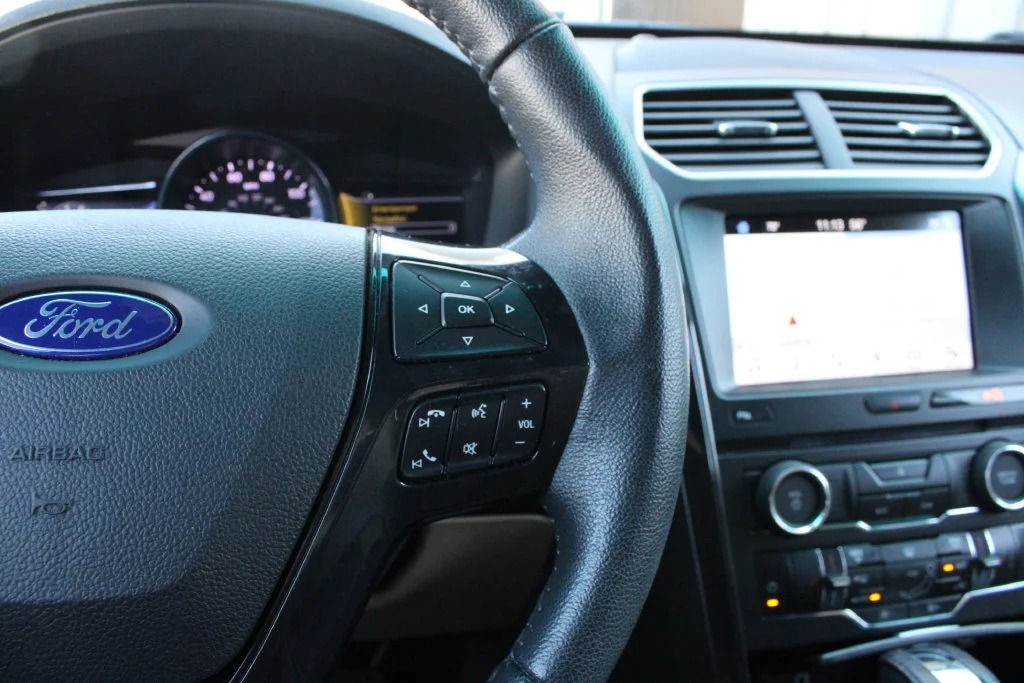 Used 2017 Gold Ford XLT image 12