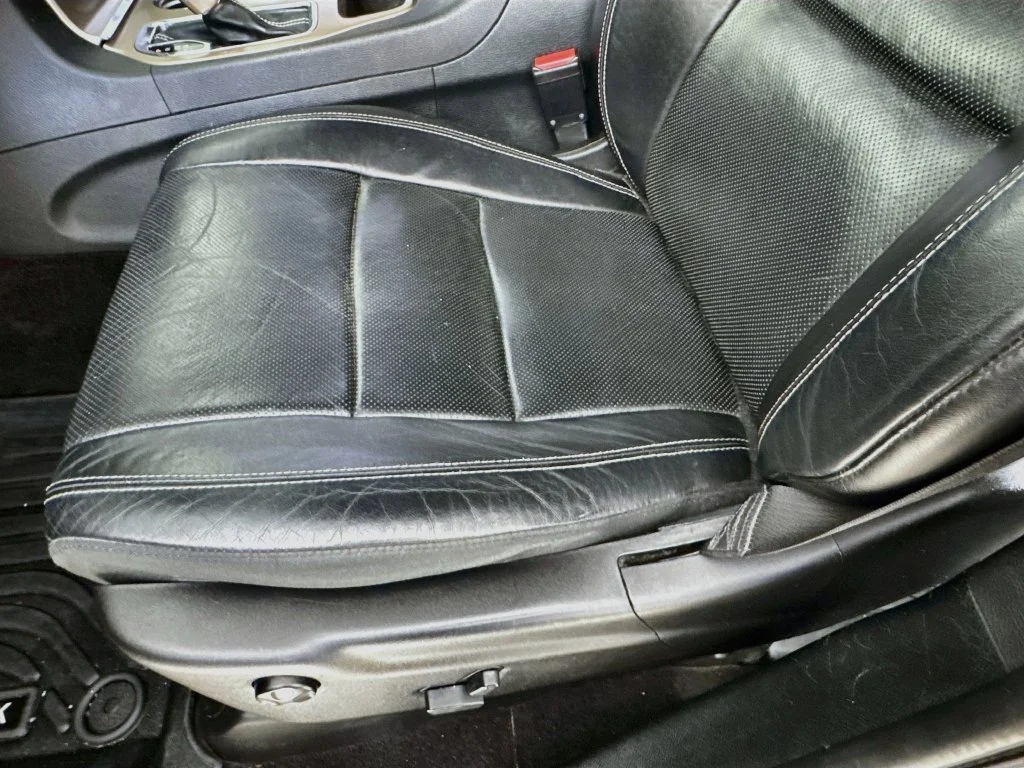 Used 2017 Gray Jeep Limited image 22