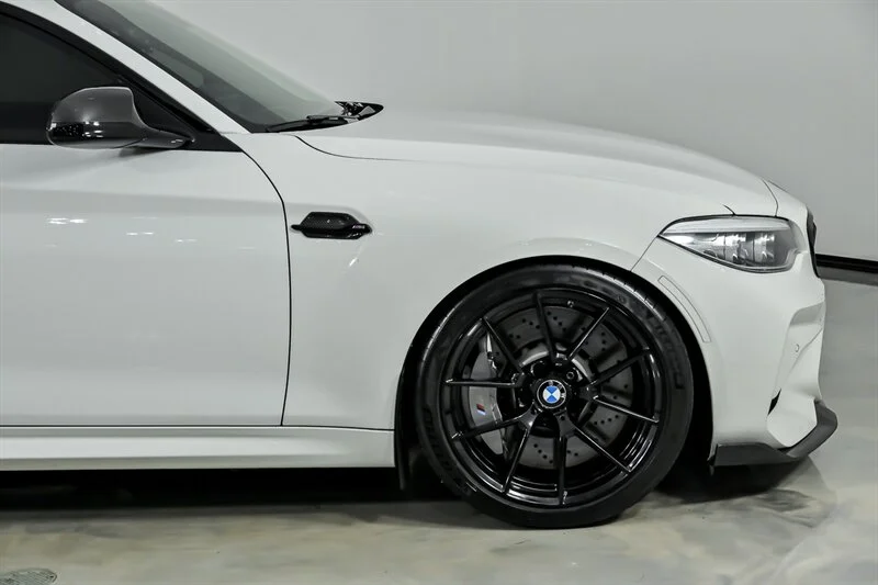 Used 2019 Alpine White BMW Competition image 14