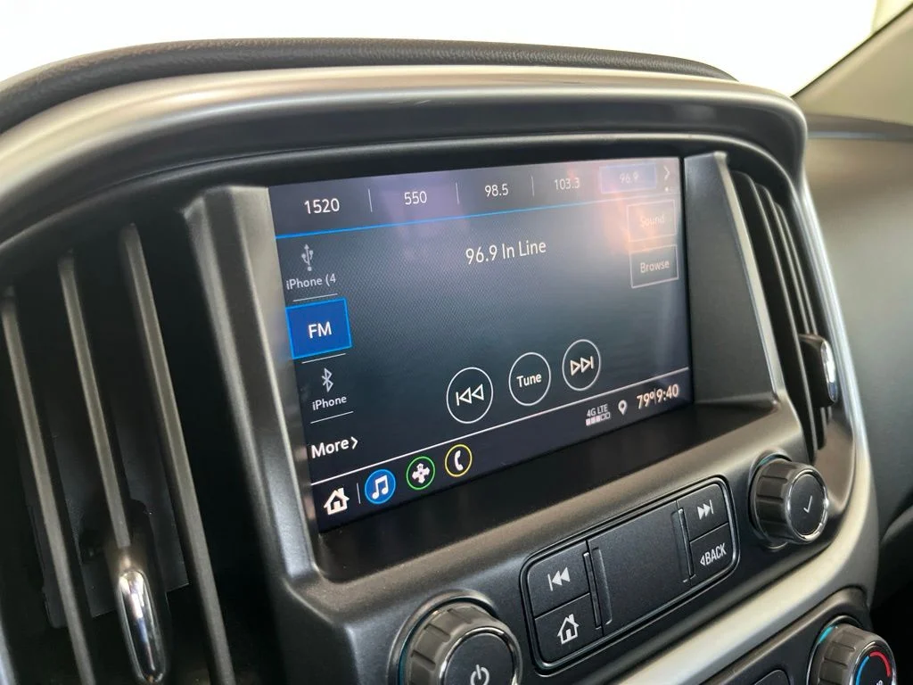 Used 2022 Gray Chevrolet LT image 11