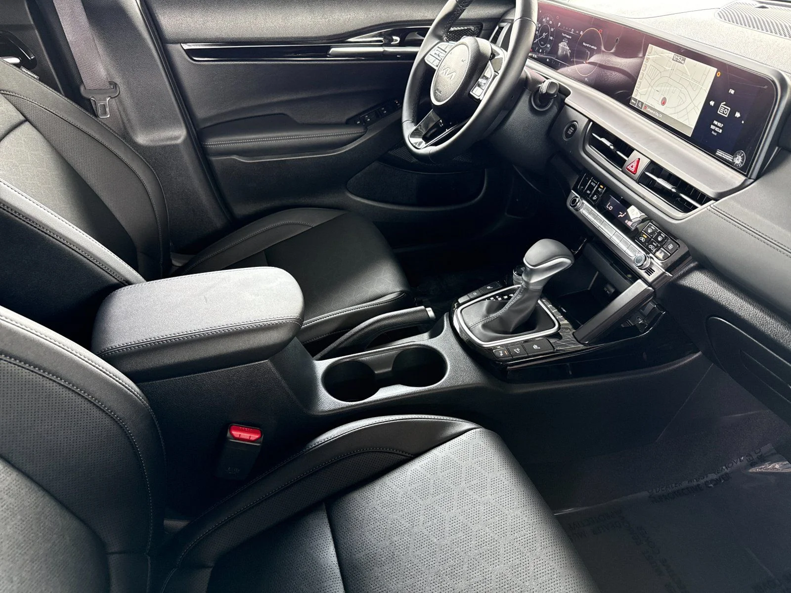 New 2026 White Kia EX image 17