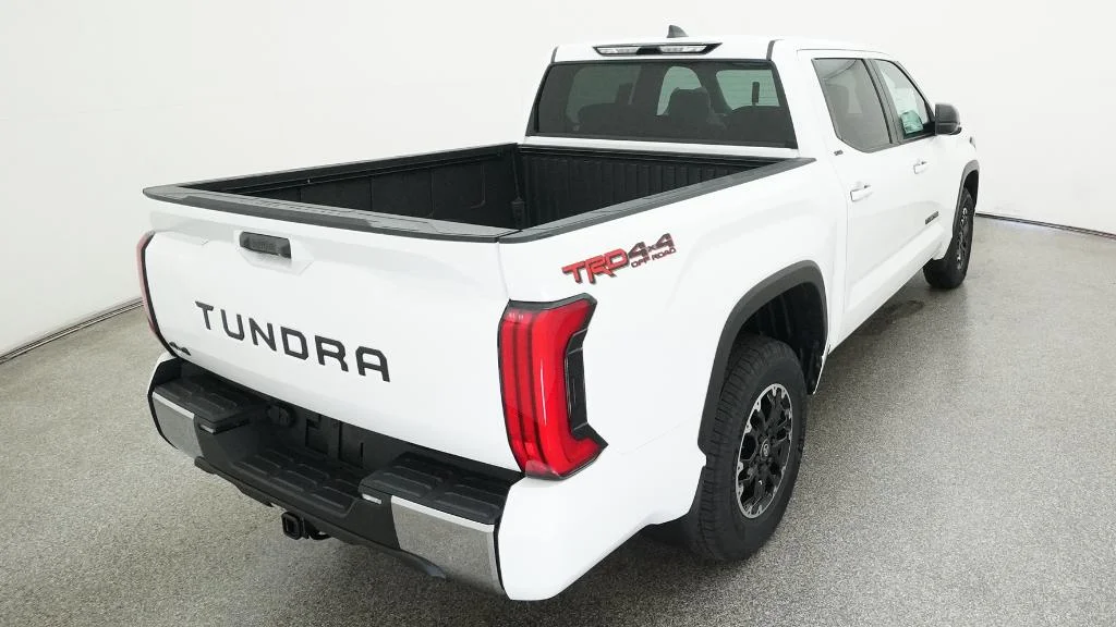 New 2026 Ice Cap Toyota SR5 image 4
