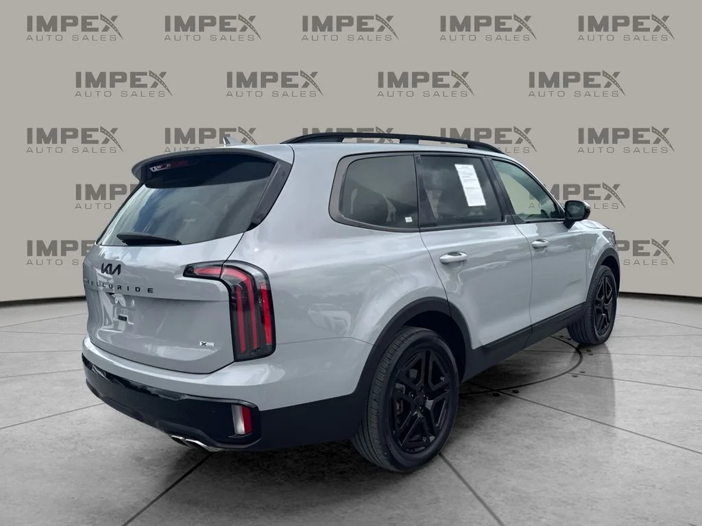 Used 2025 Gray Kia SX-Prestige X-Line image 3
