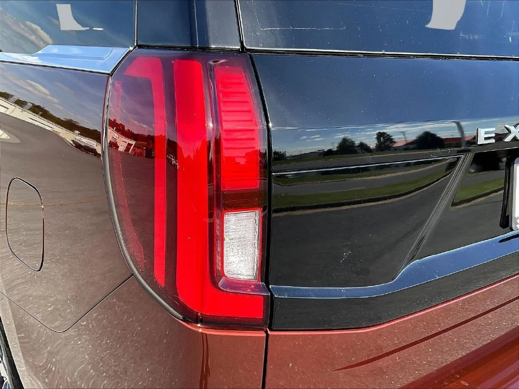 New 2027 Bronze Fire Metallic Tinted Clearcoat Ford Active image 36
