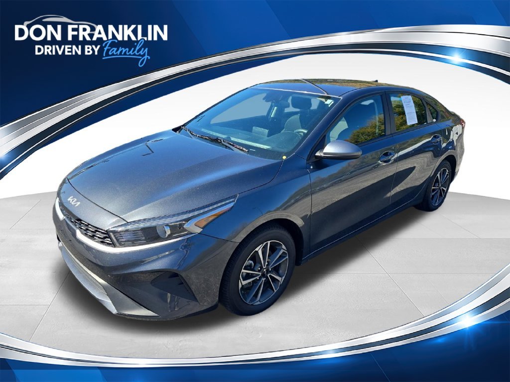 Used 2024 Gray Kia LXS image 1