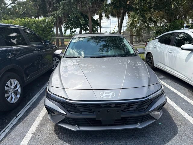 Used 2024 Silver Hyundai Limited image 2