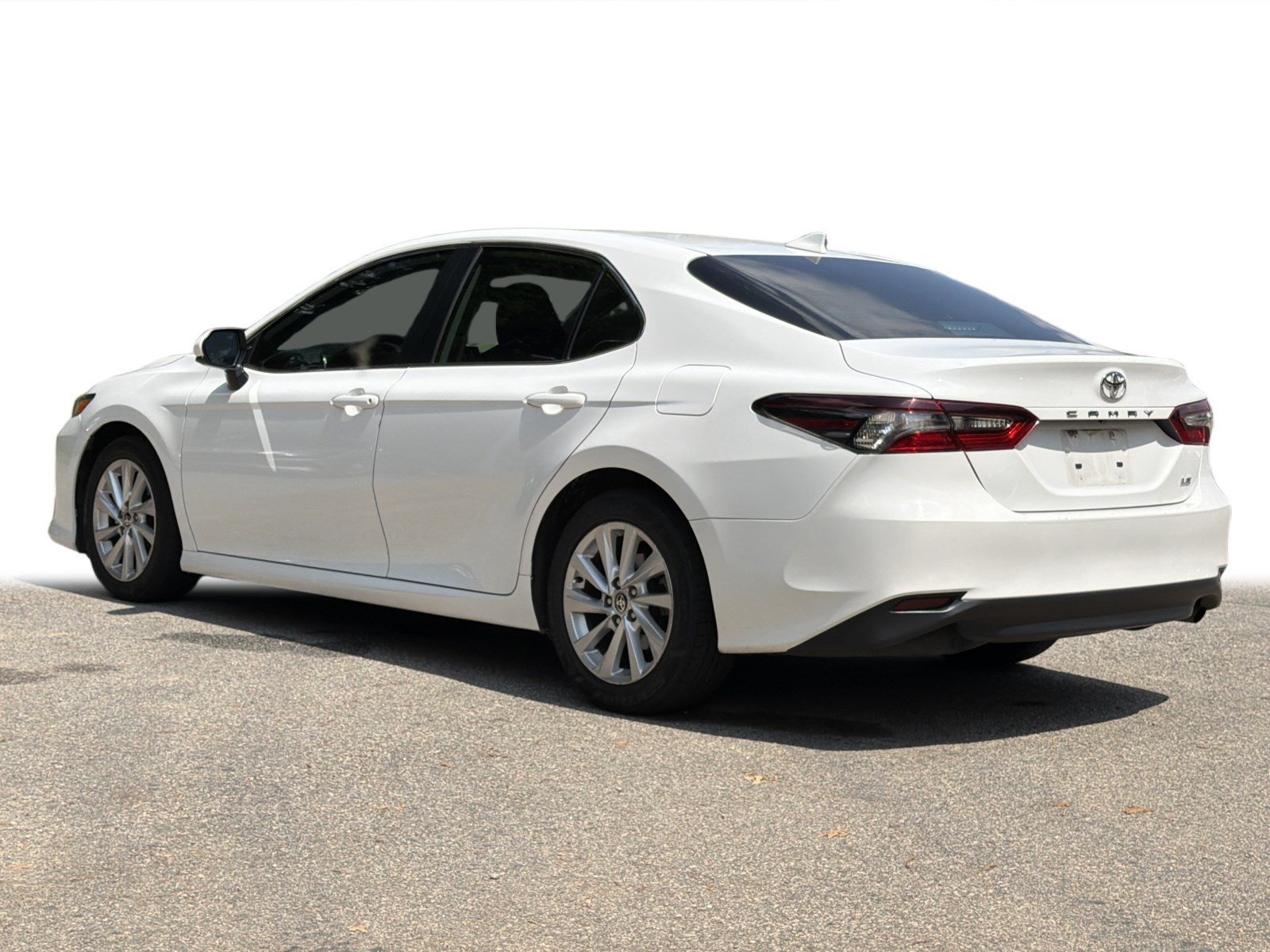 Used 2024 Ice Toyota LE image 22