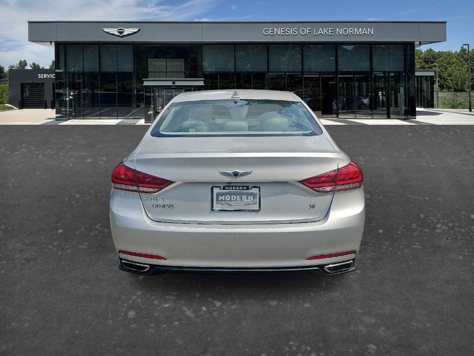 Used 2015 Santiago Silver Hyundai 3.8L image 8