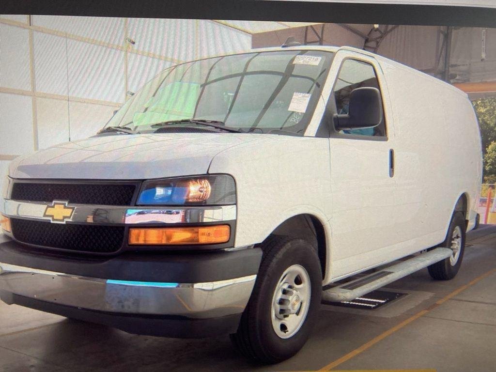 Used 2025 Summit White Chevrolet Work Van image 7