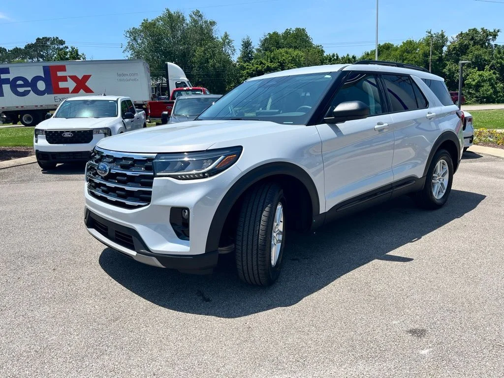 New 2026 White Ford Active image 3