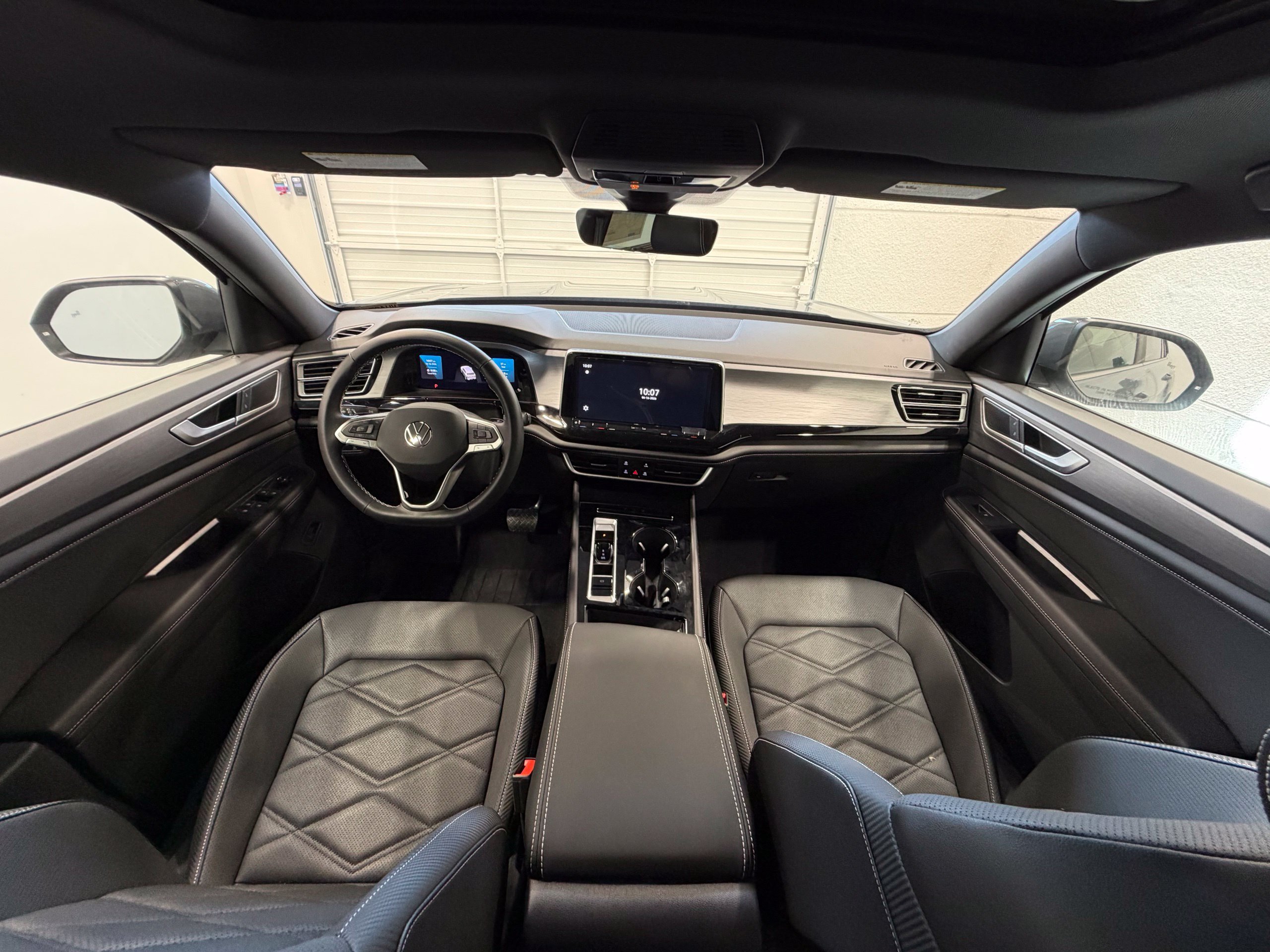 2026 Volkswagen Atlas Cross Sport SE w/Tech - Photo 31