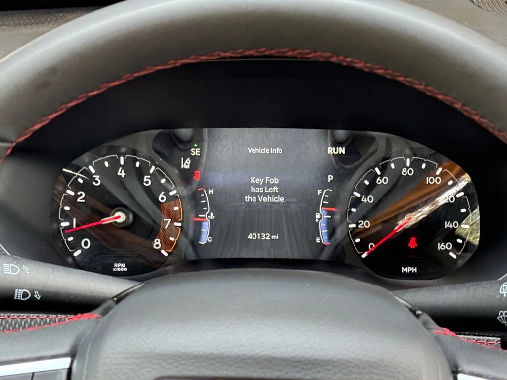 Used 2025 White Jeep Trailhawk image 14