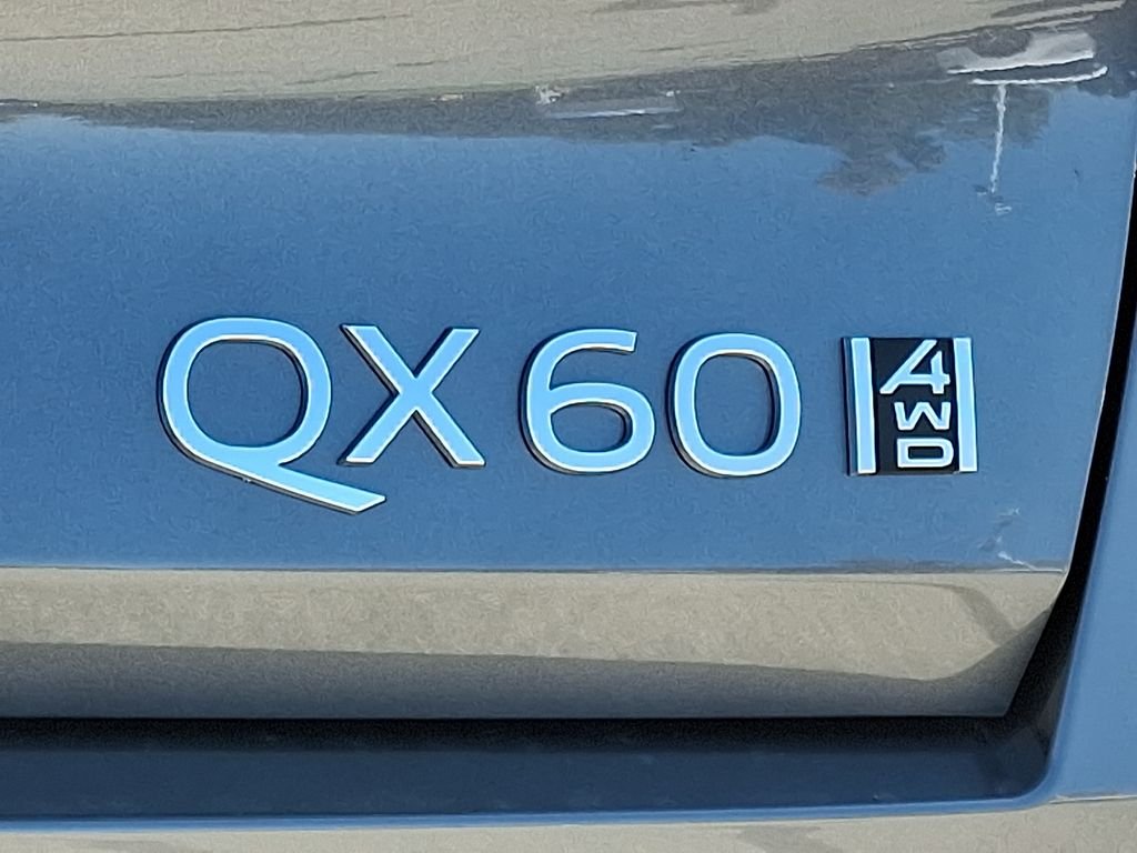 New 2026 GRAPHITE SHADOW INFINITI Luxe AWD image 20