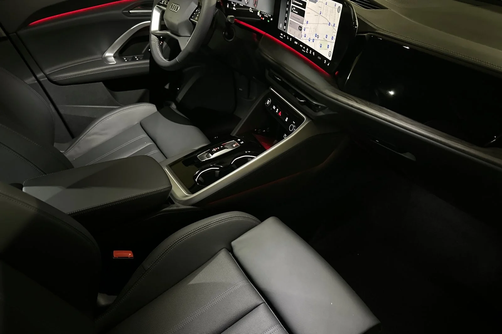 New 2026 Glacier White Metallic Audi Premium Plus 2.0 TFSI quattro image 13