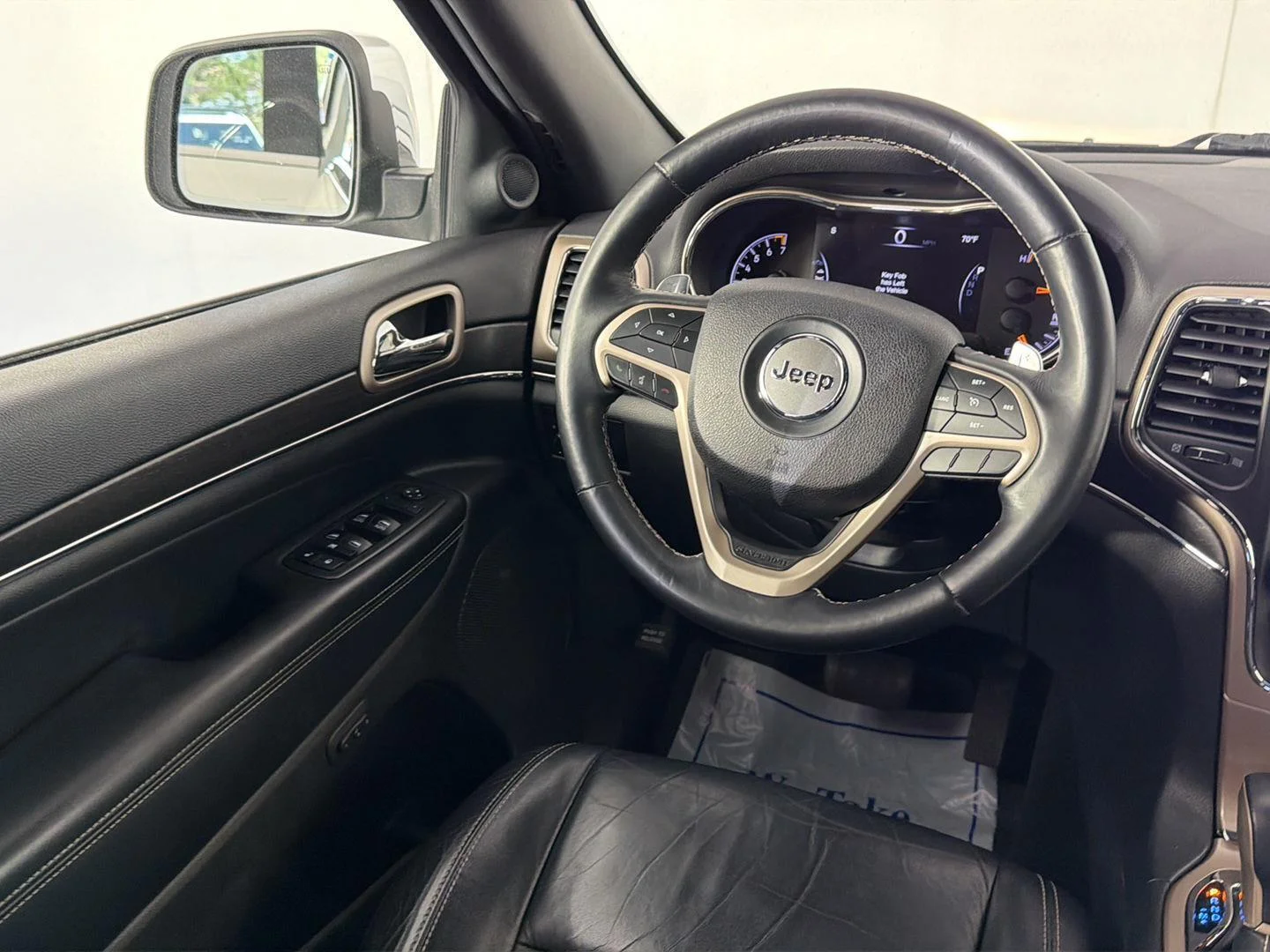 Used 2017 Bright White Clearcoat Jeep Limited image 17