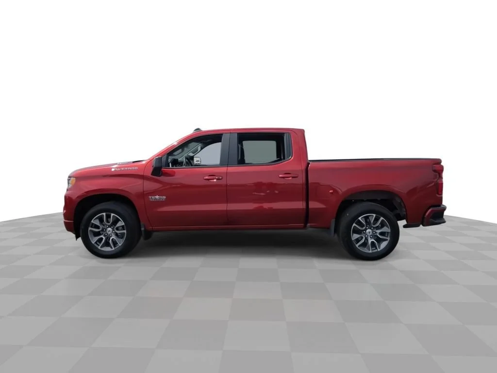 Certified Used 2025 Radiant Red Tintcoat Chevrolet RST image 5