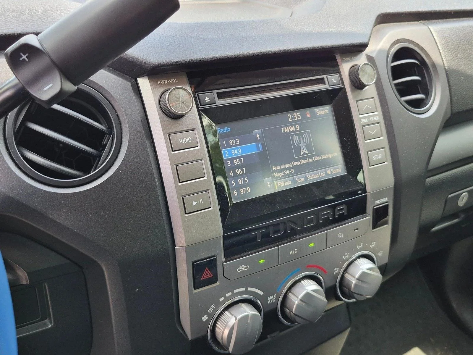 Used 2015 Blue Ribbon Metallic Toyota SR image 12