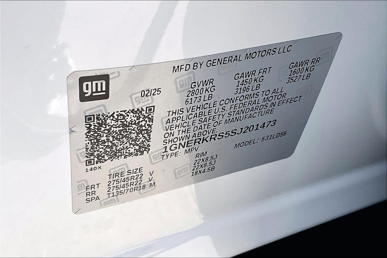 Used 2025 Iridescent Pearl Tricoat Chevrolet FWD High Country image 34
