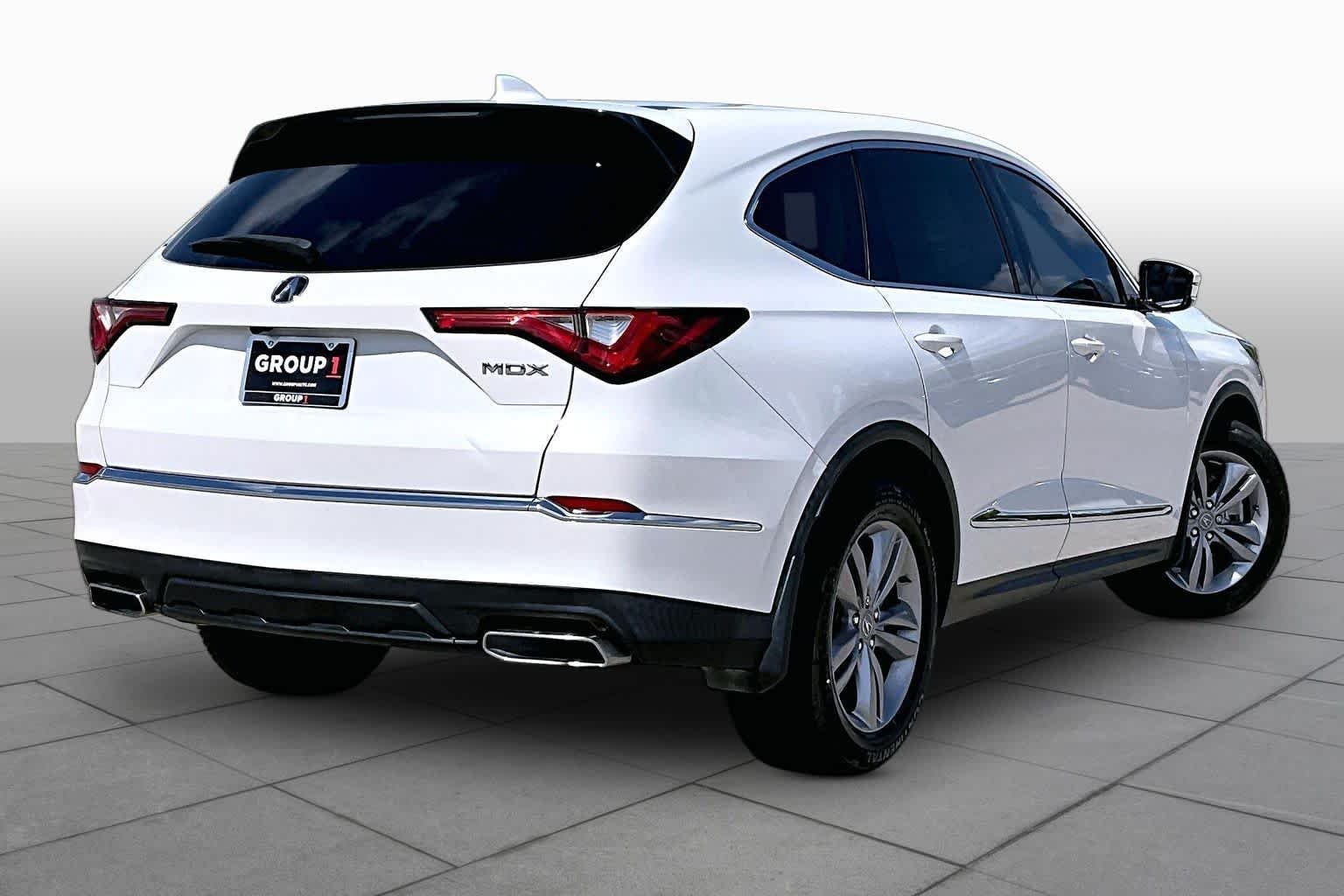 Used 2022 Platinum White Pearl Acura  image 13