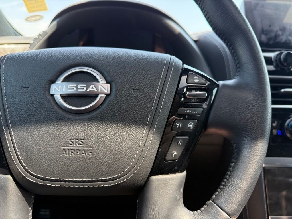 Used 2023 White Nissan Platinum image 35