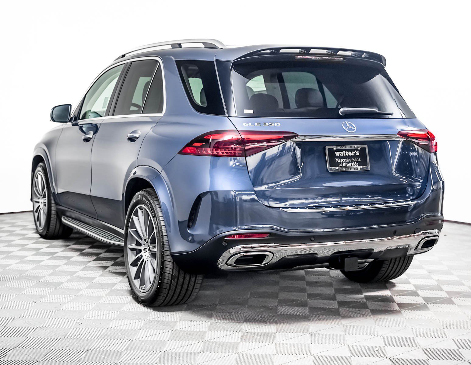 New 2026 Twilight Blue Metallic Mercedes-Benz GLE 350 image 2
