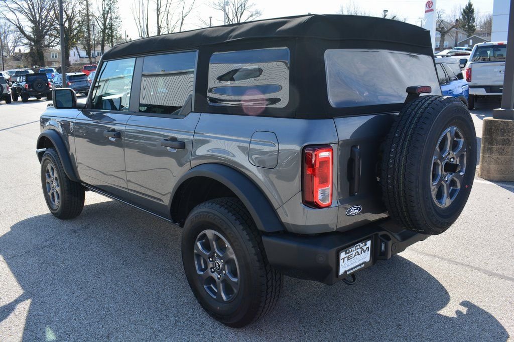New 2026 Carbonized Gray Metallic Ford Big Bend® image 4