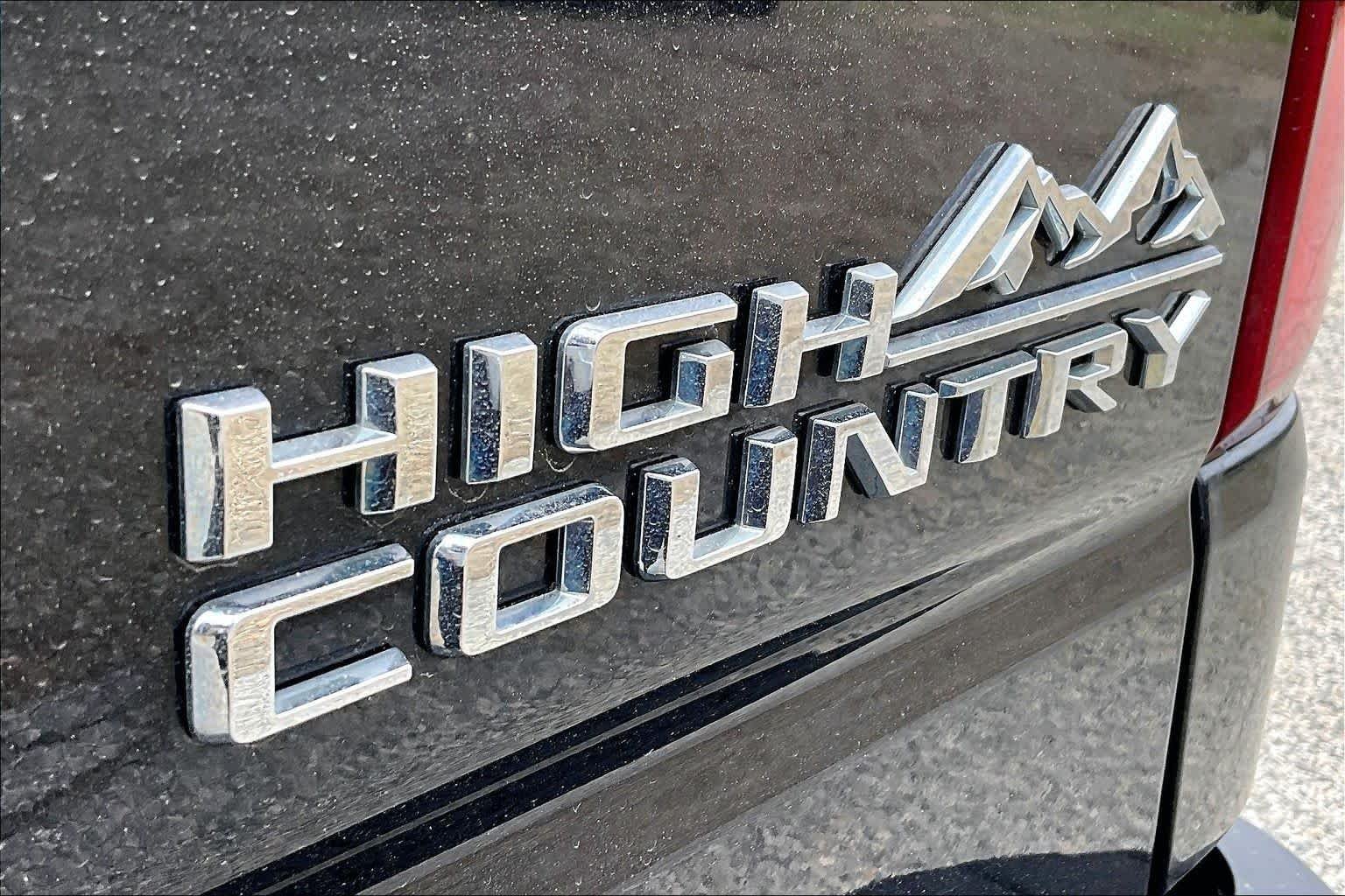 Used 2023 Dark Ash Metallic Chevrolet High Country image 33