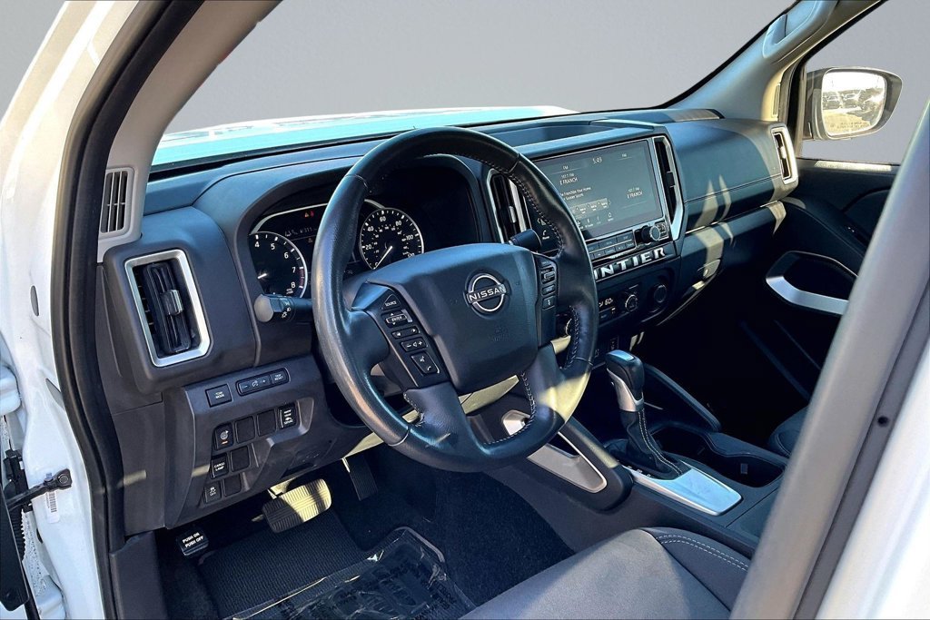 Used 2025 White Nissan SV image 11