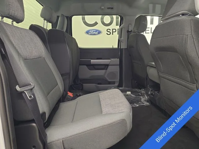 New 2026 Oxford White Ford F-250® XLT image 13