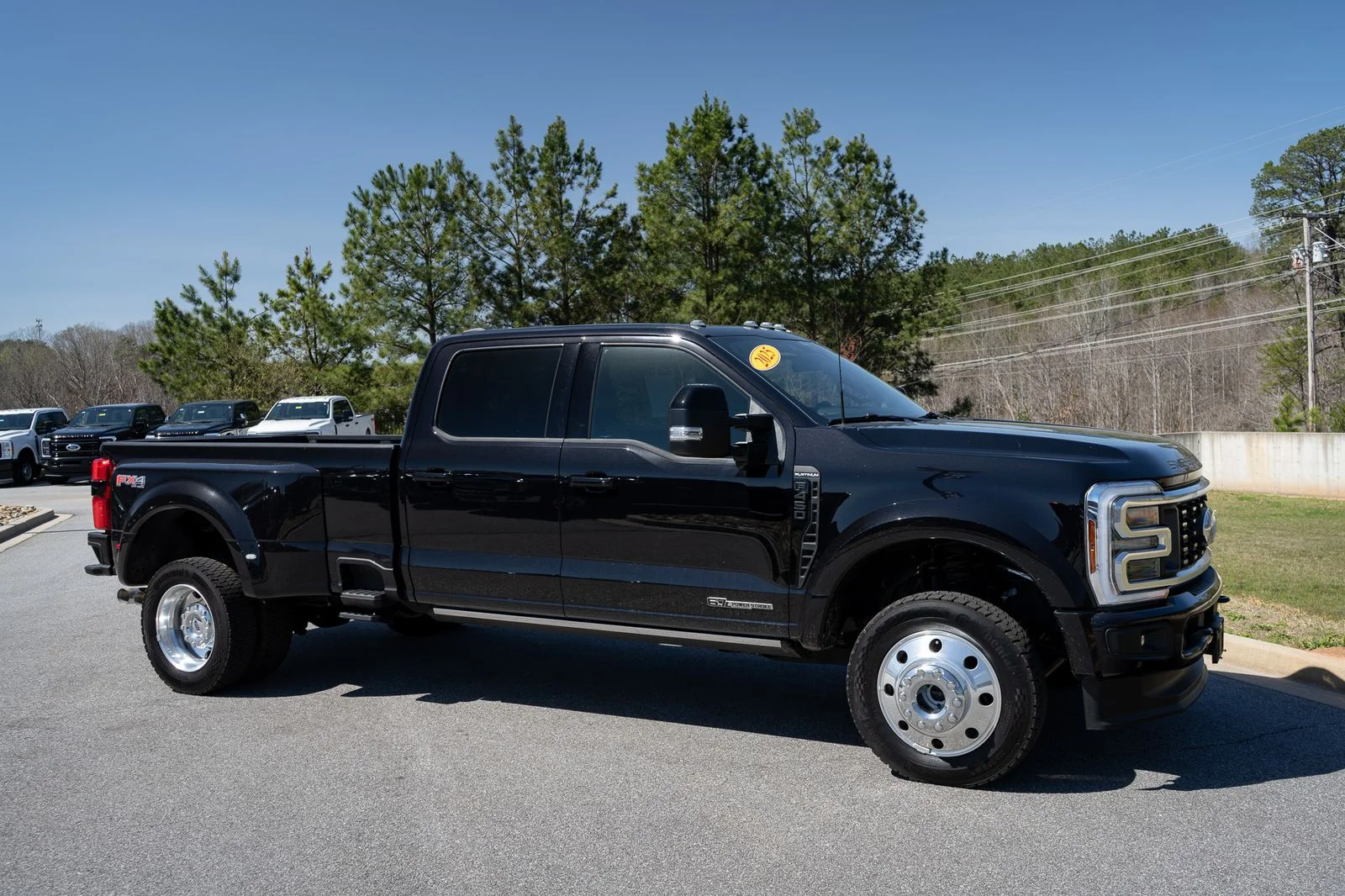 2025 Ford F-450 Super Duty Platinum - Photo 53